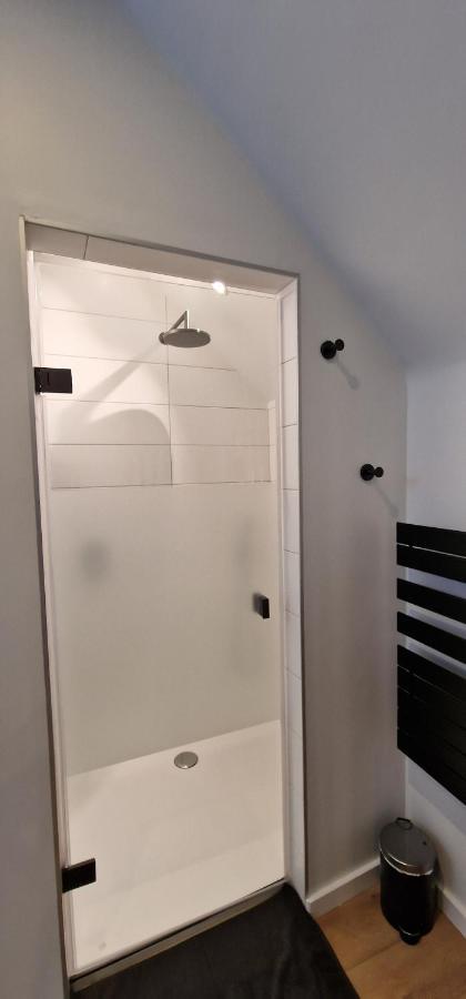 Bulle En Ville Maisonnette De Charme Spa Exterior foto